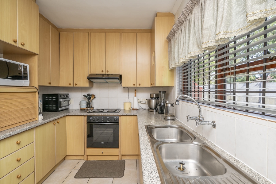 4 Bedroom Property for Sale in Protea Heights Western Cape